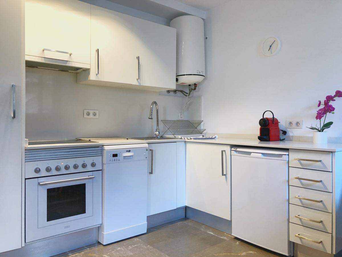Total Valencia Vitoria Appartement Buitenkant foto